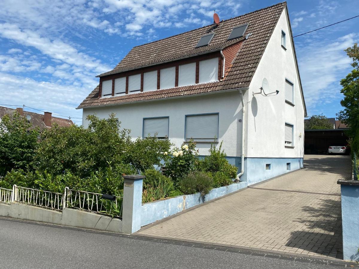 Helle Moderne Ferienwohnung, Naehe Koblenz Am Rhein Weitersburg Buitenkant foto