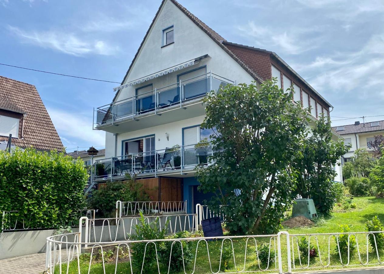 Helle Moderne Ferienwohnung, Naehe Koblenz Am Rhein Weitersburg Buitenkant foto